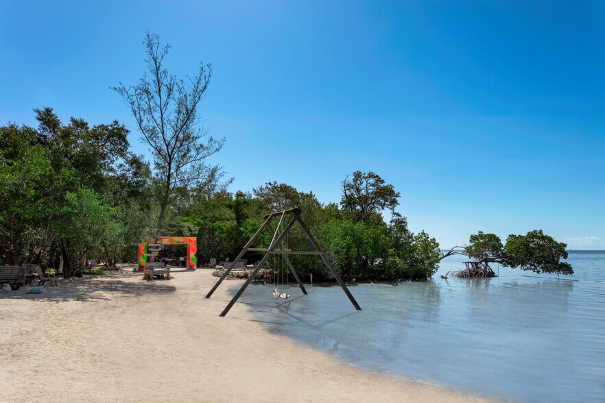 More Photos Of 7200 5th St, Key West Land For Sale