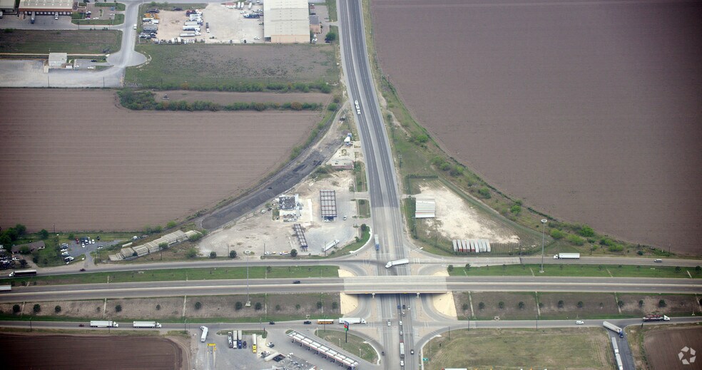 More Photos Of 10500 S Cage Blvd, Pharr Service Station For Sale