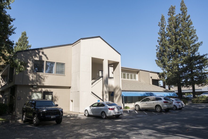 More Photos Of 5006 Sunrise Blvd, Fair Oaks Loft Creative Space For Sale