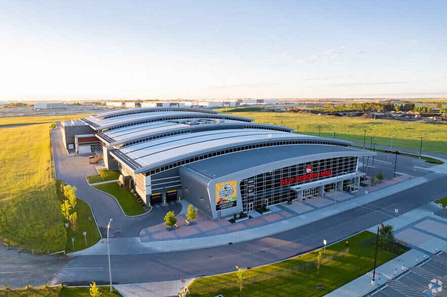 More Photos Of 260300 Writing Creek Cres, Balzac Storefront Retail Office For Lease