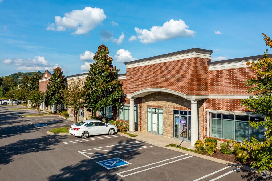 More Photos Of 3011 Harrah Dr, Spring Hill Office For Lease