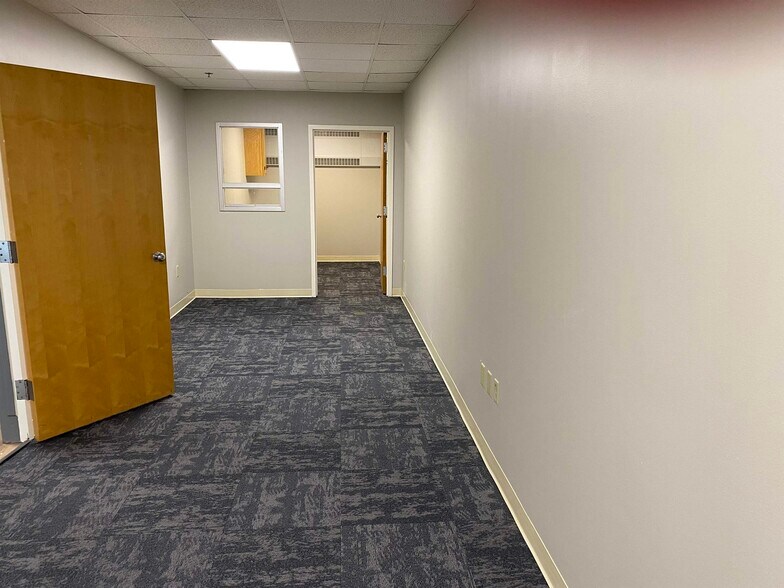 More Photos Of 260-262 Cottage St, Littleton Coworking Space