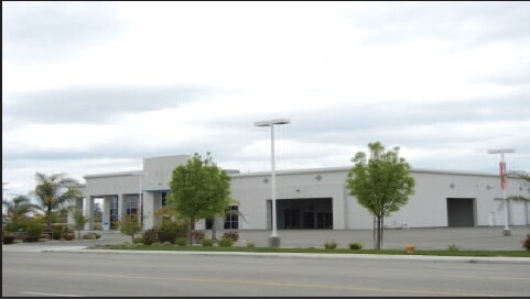 More Photos Of 321 Prosperity Blvd, Chowchilla Auto Dealership For Lease