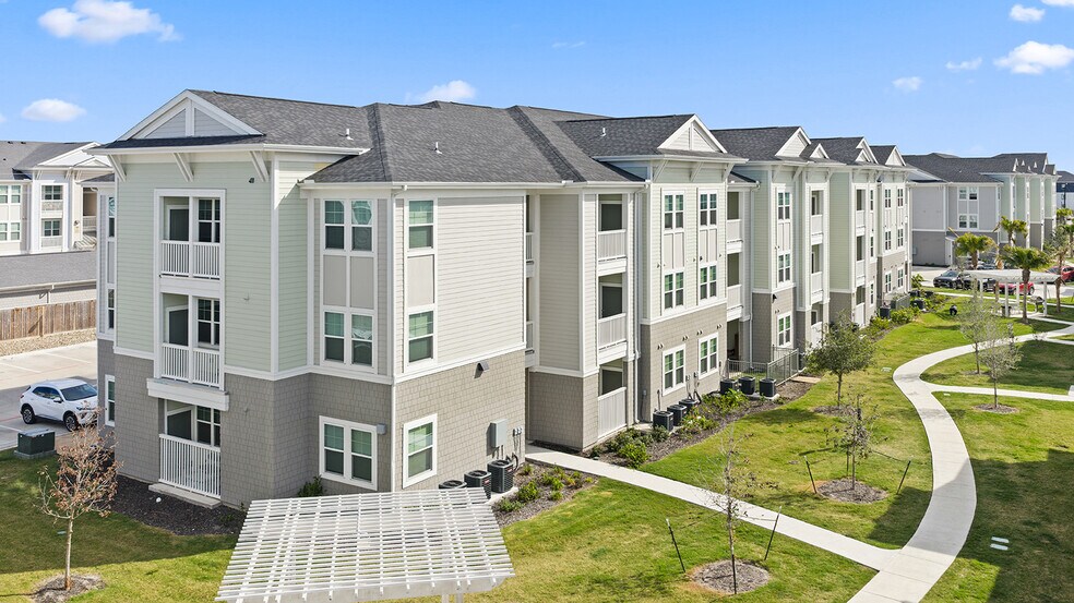More Photos Of 3942 Cimarron Blvd, Corpus Christi Apartments For Sale