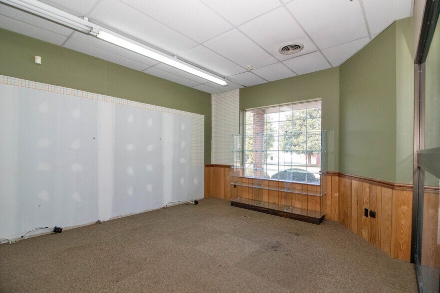 More Photos Of , Rockwell Medical For Lease