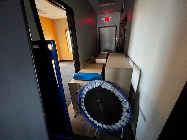 More Photos Of 7801 W 159th St, Tinley Park General Retail For Sale