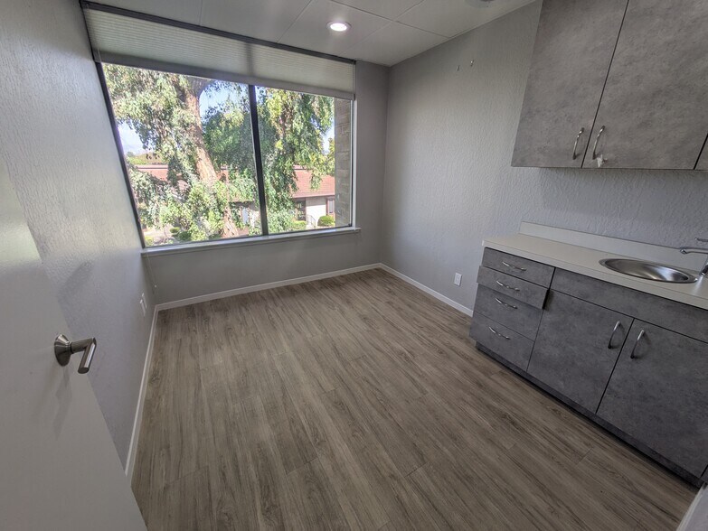 More Photos Of 2039 Forest Ave, San Jose Medical For Sale