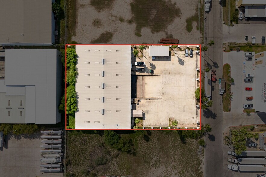 More Photos Of 6501 S 28th St, McAllen Warehouse For Lease