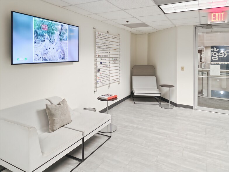More Photos Of 140 Stoneridge Dr, Columbia Coworking Space