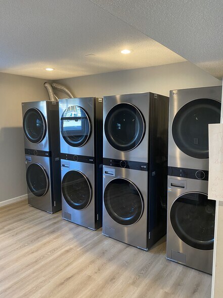 More Photos Of 706 E 139th St, Kansas City Apartments For Sale