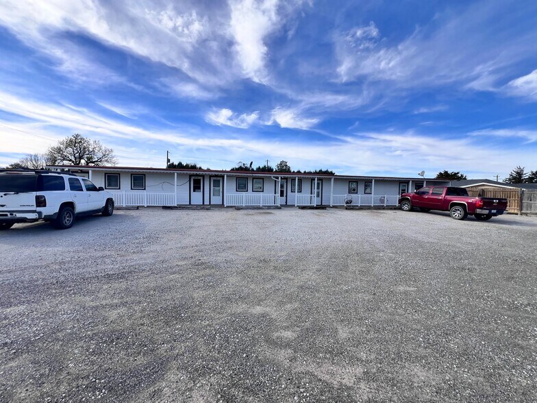 More Photos Of 409 N Commercial Ave, Wallace Apartments For Sale