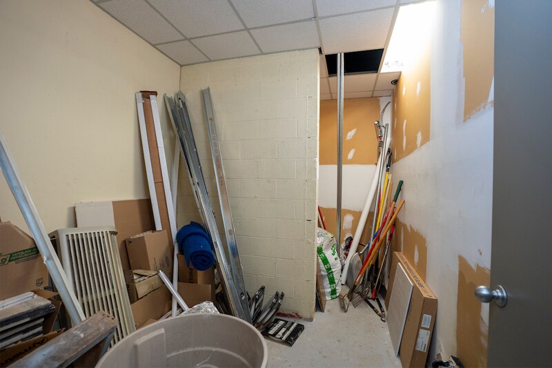 More Photos Of 333 Waller Ave, Lexington Medical For Sale