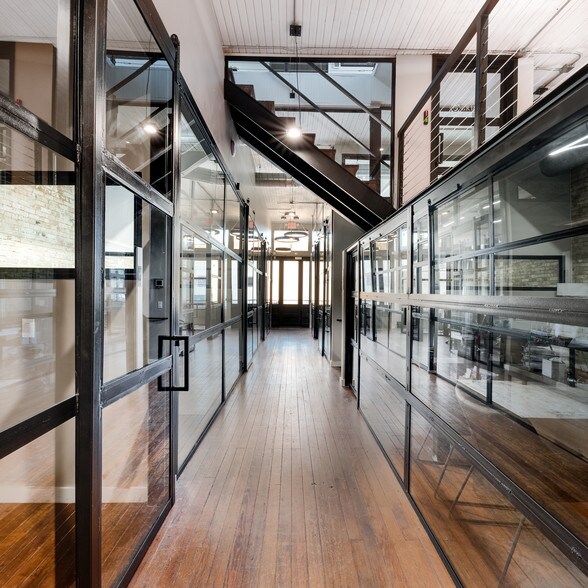 More Photos Of 102 S Goliad St, Rockwall Office For Lease