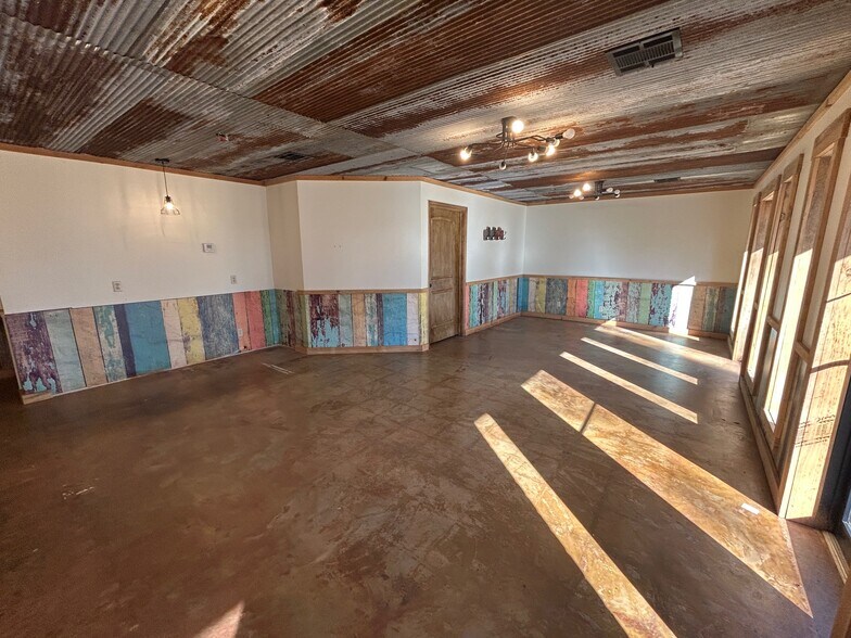 More Photos Of 505 N Washington St, Farmerville Office For Lease