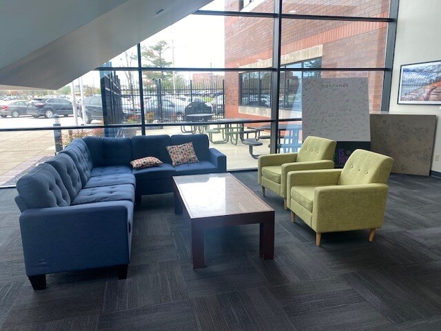 More Photos Of 300 E Walnut St, Evansville Telecom Hotel Data Hosting For Lease