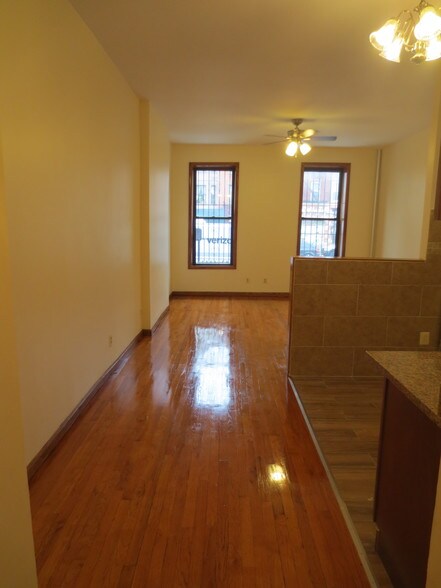 More Photos Of 250 9th St, Brooklyn Apartments For Sale