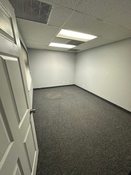 More Photos Of 3161 W Mcnab Rd, Pompano Beach Warehouse For Lease