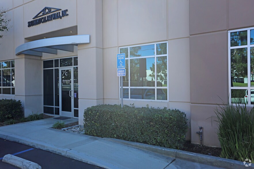 More Photos Of 1030 Northgate St, Riverside Unknown For Lease