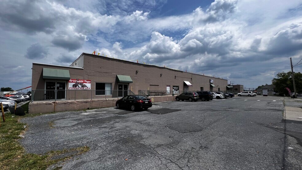 More Photos Of 1727-1801 Union Blvd, Allentown Warehouse For Lease