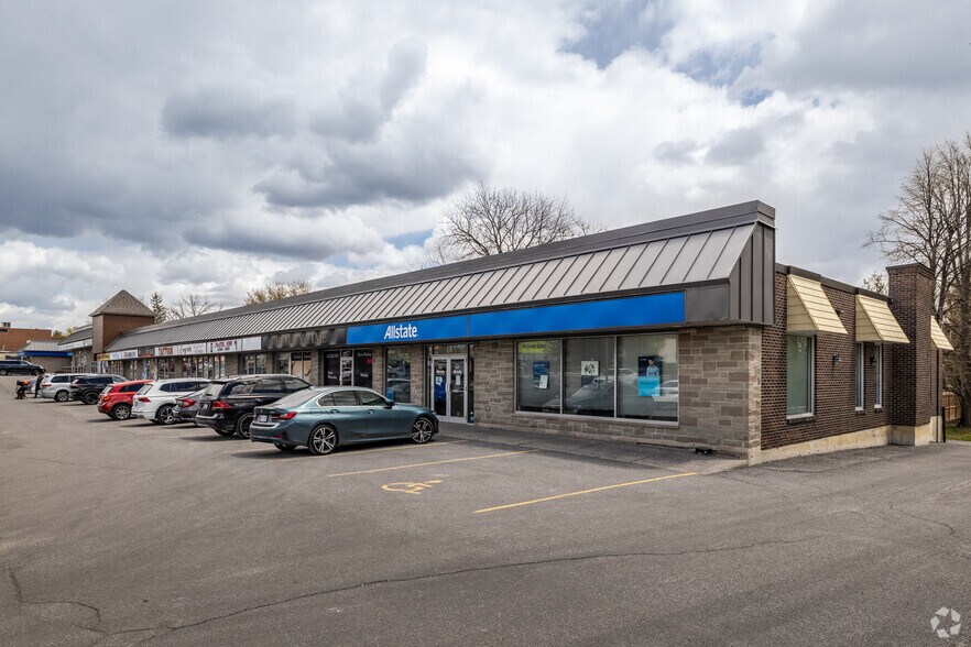 More Photos Of 462 Hazeldean Rd, Ottawa General Retail For Lease