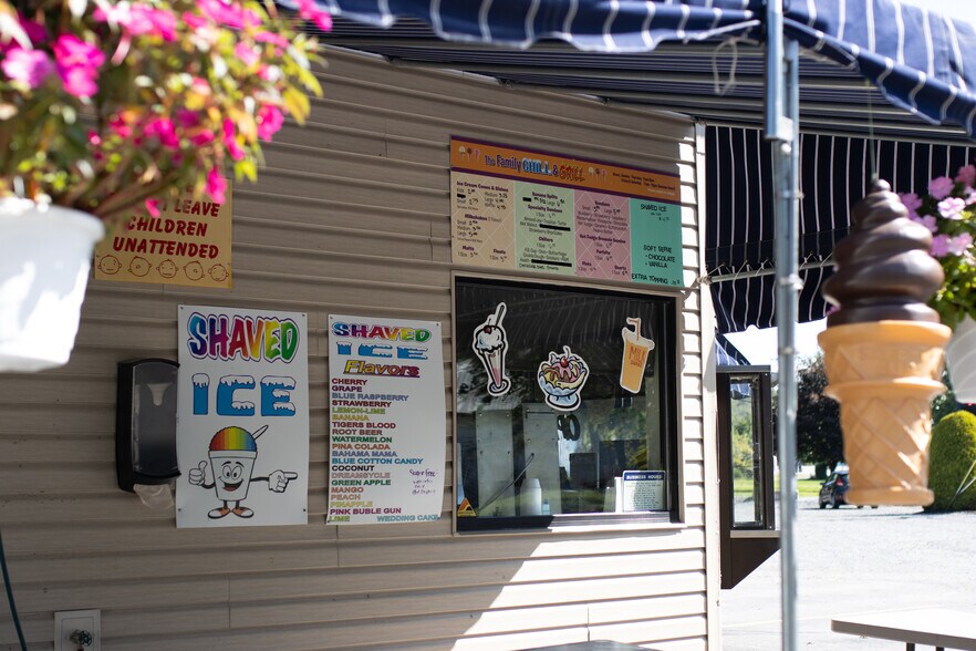 More Photos Of 13524 S Eagle Valley Rd, Tyrone Restaurant For Sale