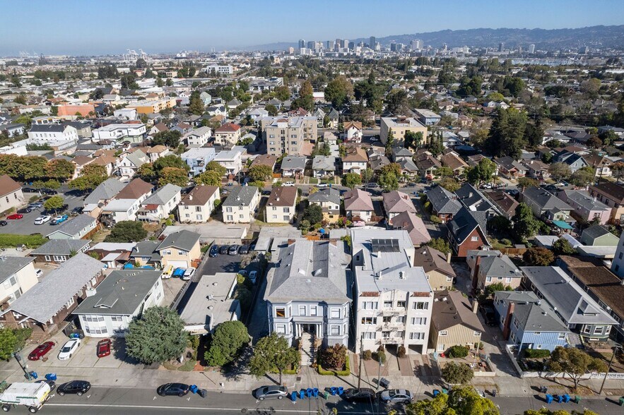 More Photos Of 739 Santa Clara Ave, Alameda Apartments For Sale