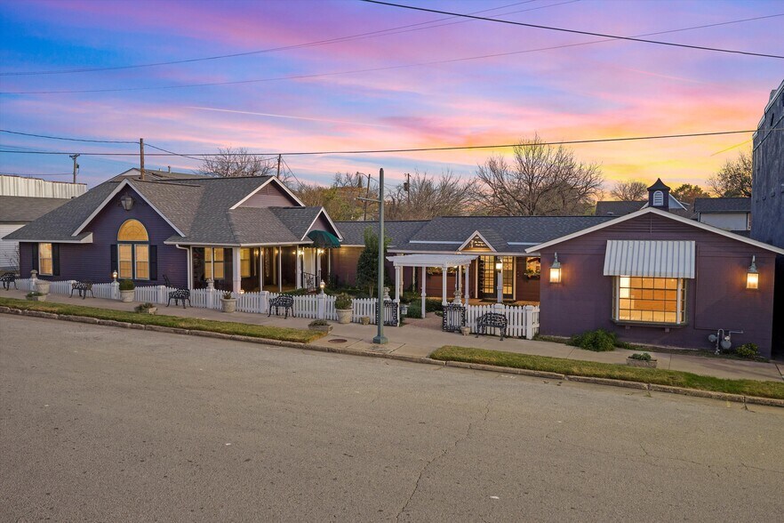 Primary Photo Of 103-105 E Center Street, Lorena Storefront For Sale