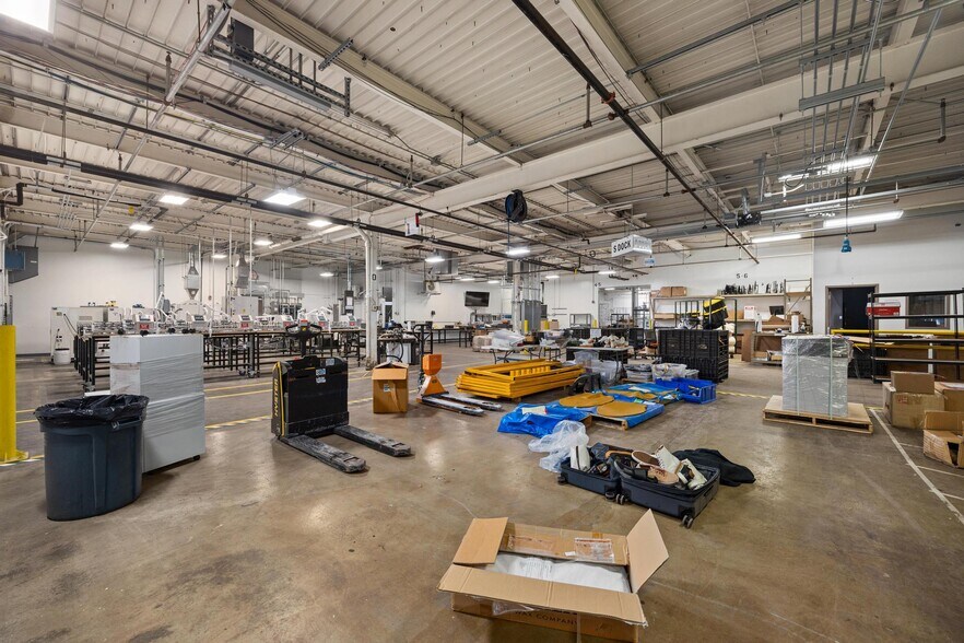 More Photos Of 6533 N Galena Rd, Peoria Manufacturing For Lease