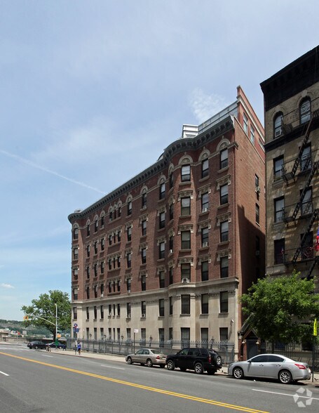 More Photos Of 583 Riverside Dr, New York Apartments For Lease