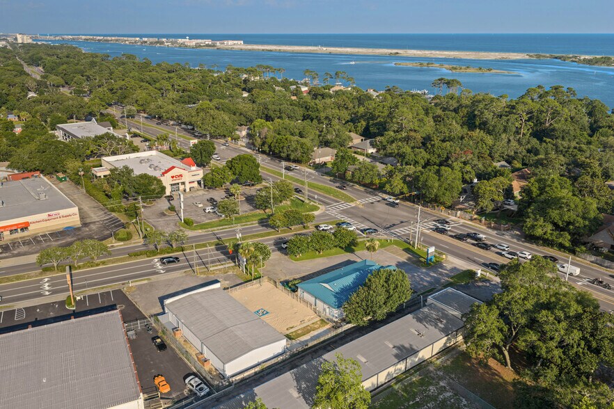 More Photos Of 90 Mary Esther Blvd, Mary Esther Freestanding For Lease