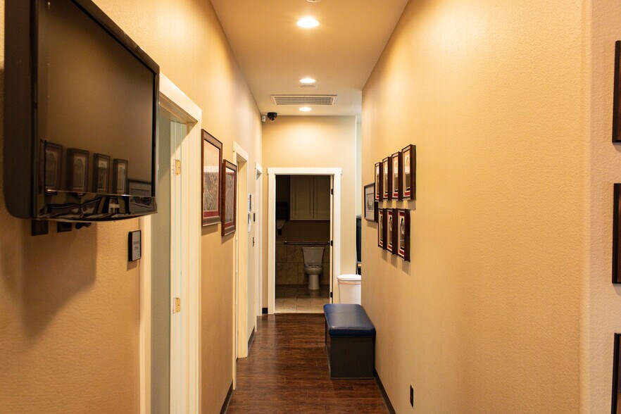 More Photos Of 4508 Mills Park Cir, College Station Medical For Lease
