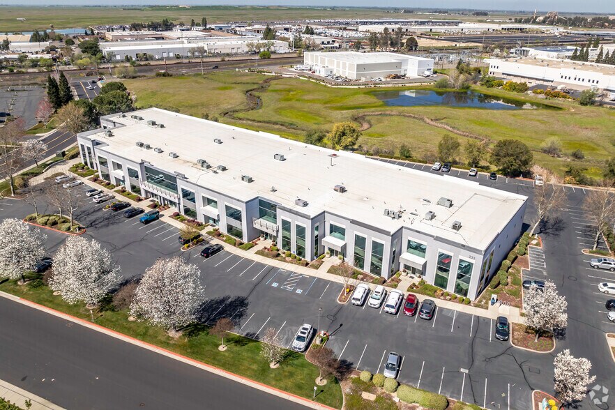 More Photos Of 233 Technology Way, Rocklin Light Distribution For Lease