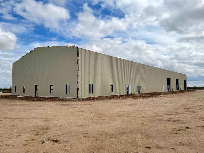 More Photos Of 9817 Interstate 20, Midland Industrial For Lease