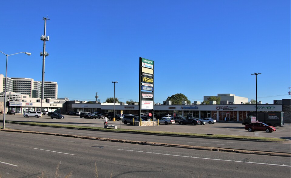 Primary Photo Of 1820 W Mockingbird Ln, Dallas Unknown For Lease