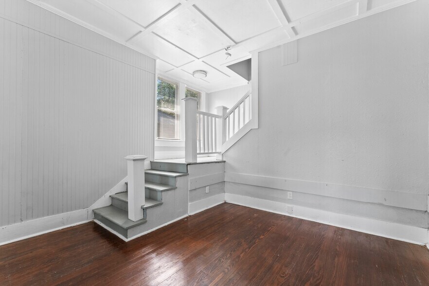 More Photos Of 419 Harding Pl, San Antonio Apartments For Sale