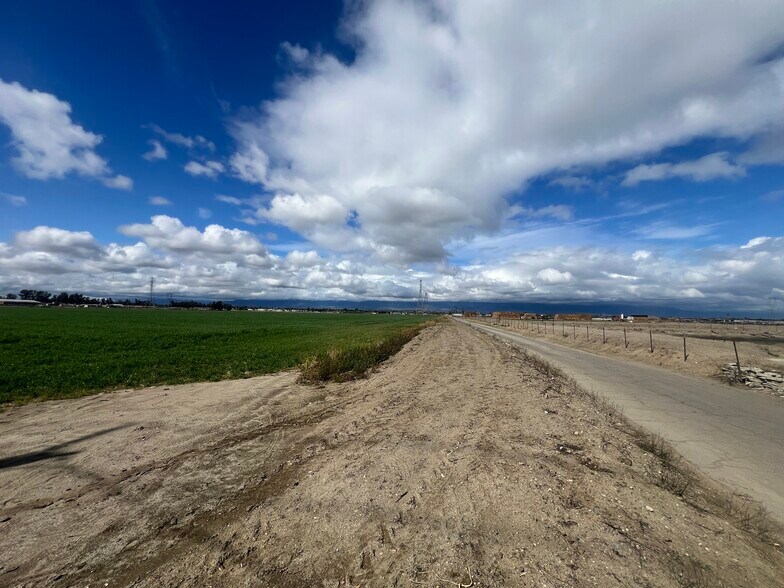 More Photos Of 0 Vineyard Ave, Ontario Land For Sale