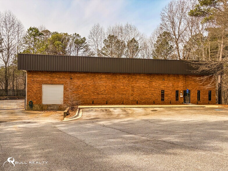 More Photos Of 155 Tober Trl, Fayetteville Warehouse For Lease