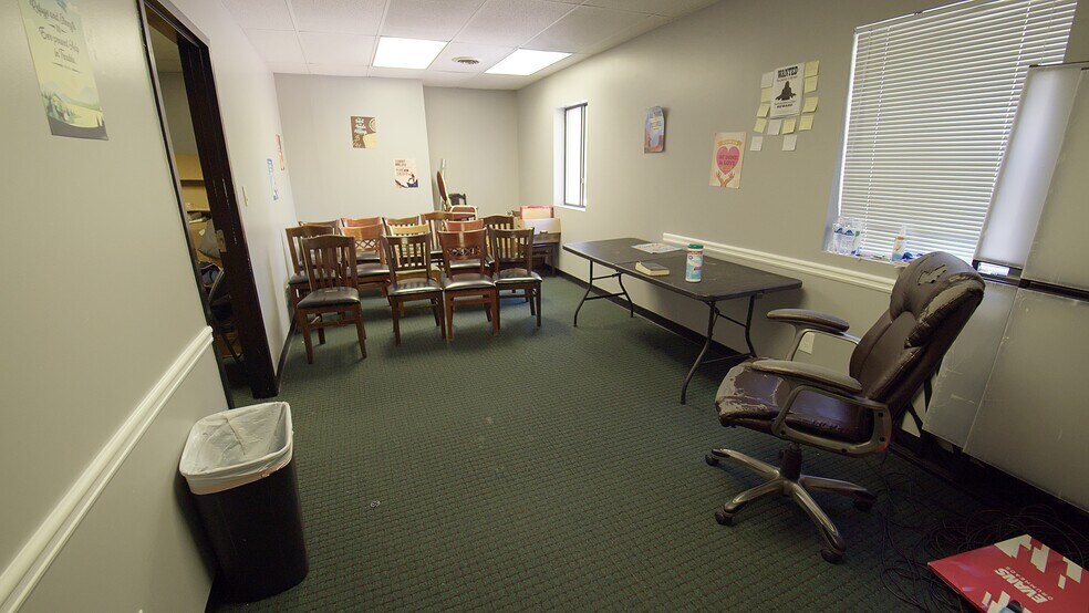 More Photos Of 3299 Northcrest Rd, Atlanta Office For Sale