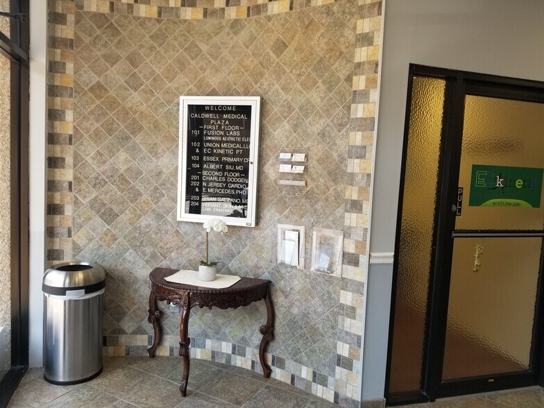 More Photos Of 526 Bloomfield Ave, Caldwell Medical For Lease