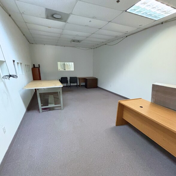 More Photos Of 1650 12th St E, Palmetto Manufacturing For Lease