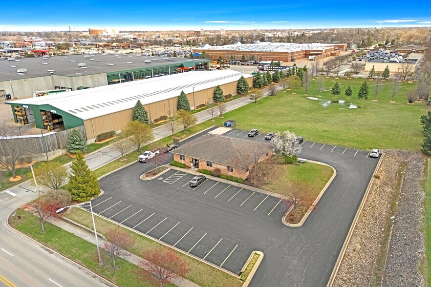 More Photos Of 272 Caterpillar Dr, Joliet Bank For Sale
