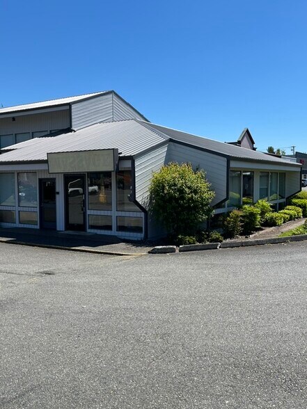 Primary Photo Of 4121 S Meridian, Puyallup Freestanding For Lease
