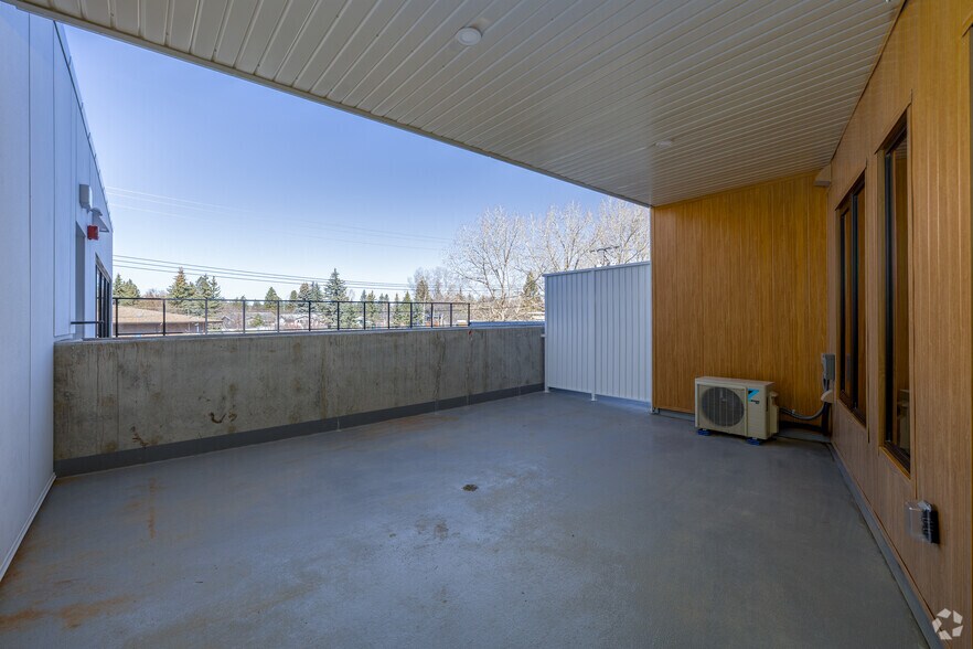 More Photos Of 9999 Elbow Dr, Calgary Apartments For Lease