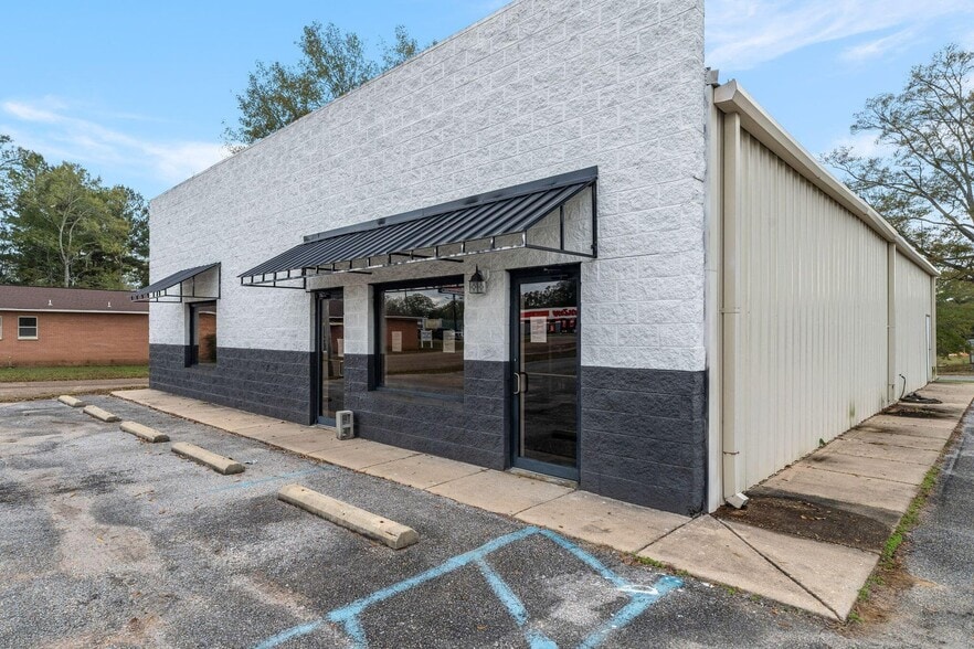 Primary Photo Of 2767 MS-15, Bay Springs Office For Sale