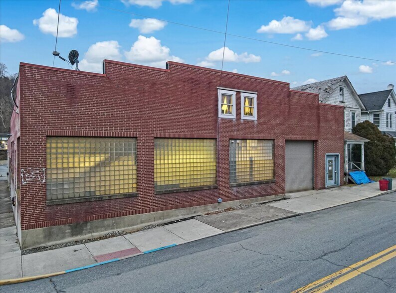 More Photos Of 530 S Main St, Bangor Manufacturing For Sale