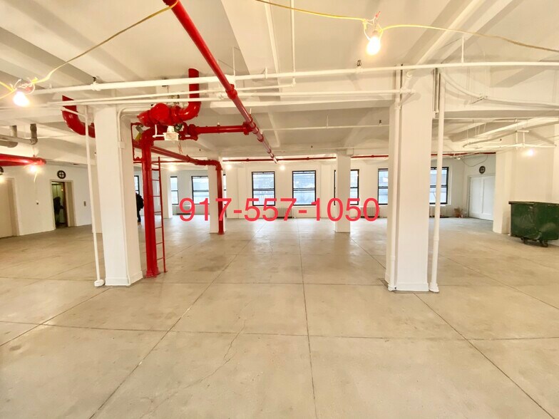 More Photos Of 247 W 38th St, New York Office For Lease