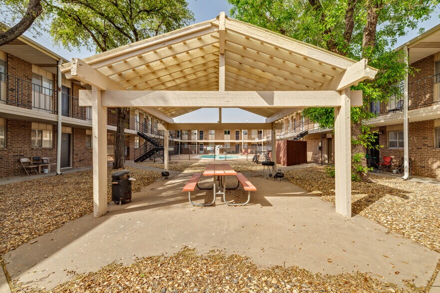 More Photos Of 3902 Sherwood Way, San Angelo Apartments For Sale