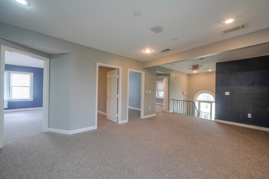 More Photos Of 2424 Southmore Blvd, Houston Medical For Lease