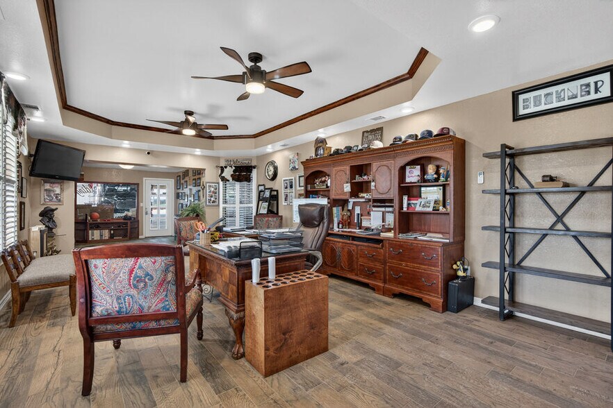 More Photos Of 464779 E 1070 Rd, Sallisaw Flex For Sale