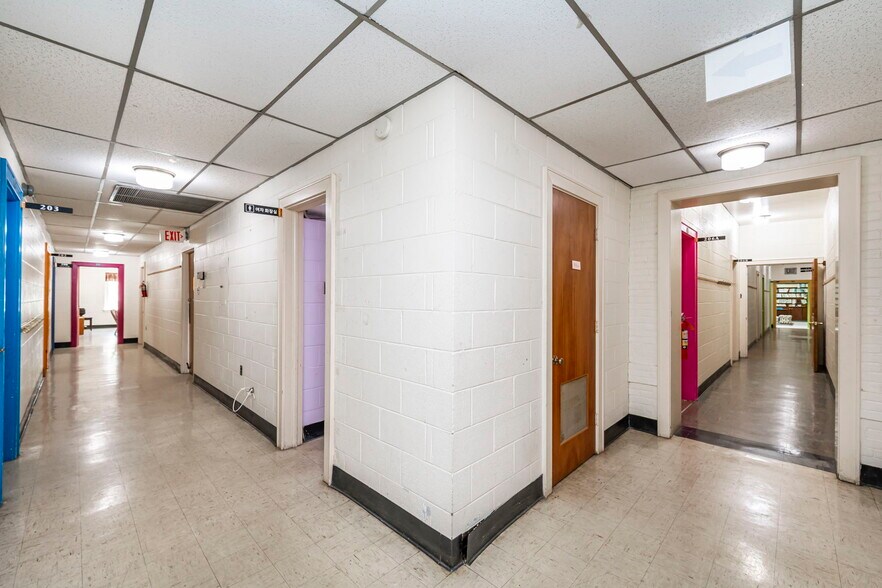 More Photos Of 7740 Cherokee Rd, Richmond Religious Facility For Sale